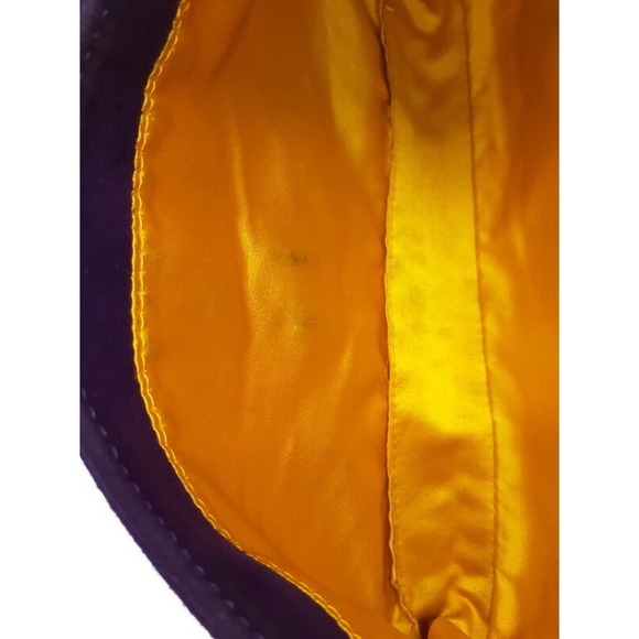 Fendi Mamma Bucket Handbag - Picture 7 of 8